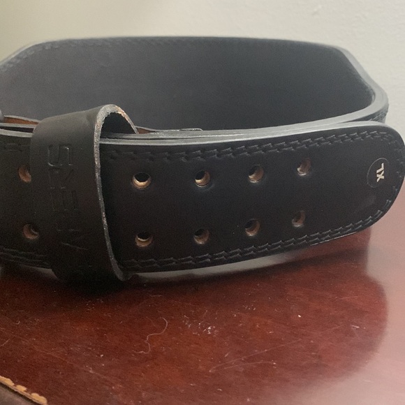 Gymreapers Weightlifting Belt - 7MM Leather Back Support - Black Size XL - Picture 6 of 8